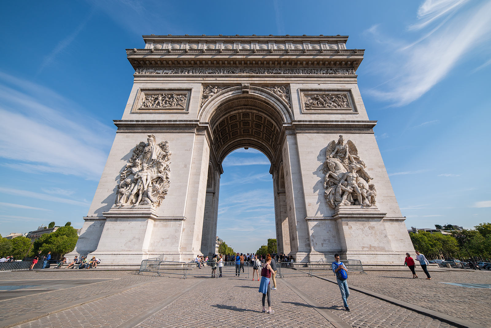 Naturopath Lisa Fitzgibbon standing in front of the Arc de Triomphe